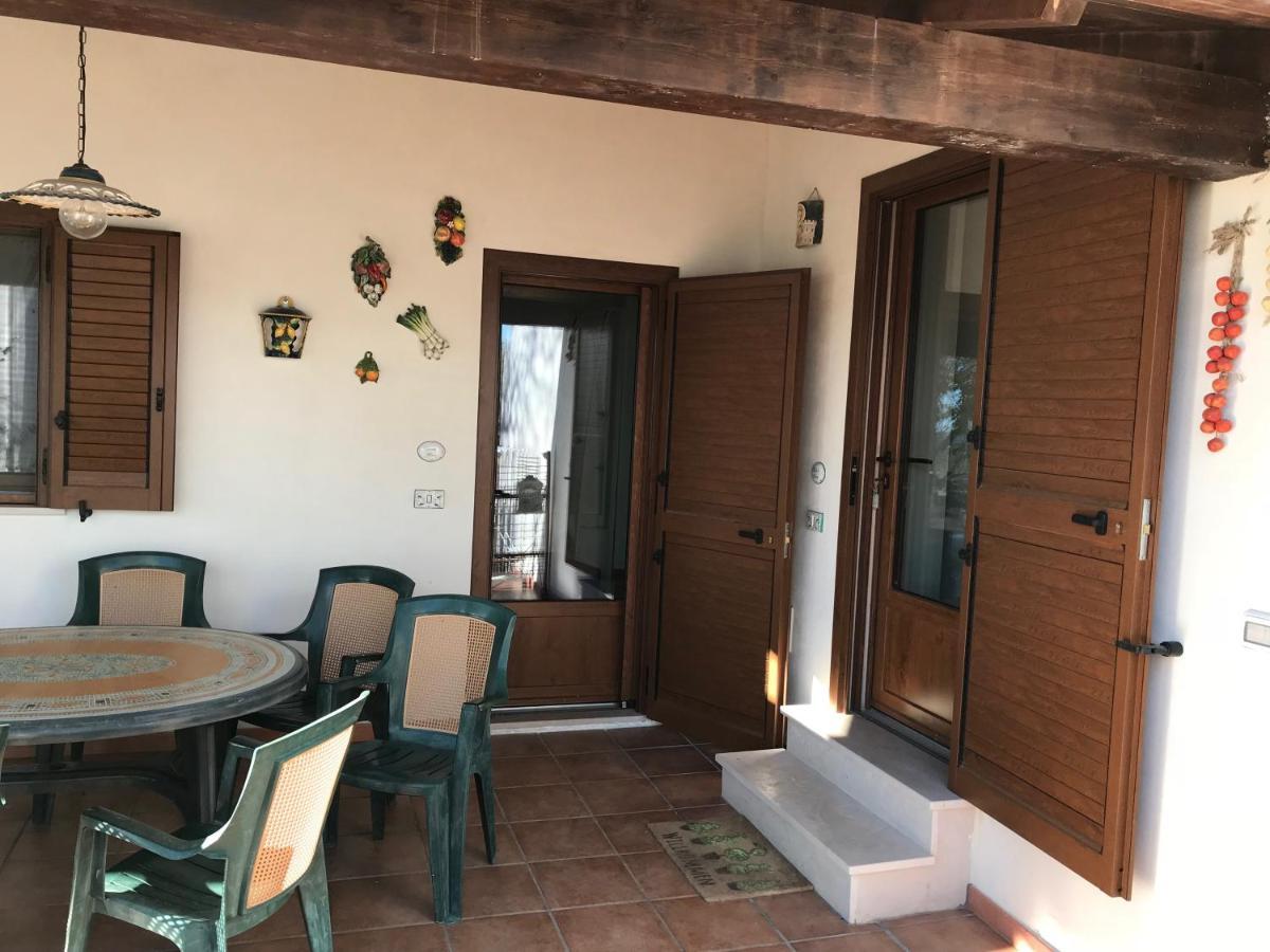 Hotel SCUDERIE DEL CAVALIERE delle GRAVINE Castellaneta Esterno foto