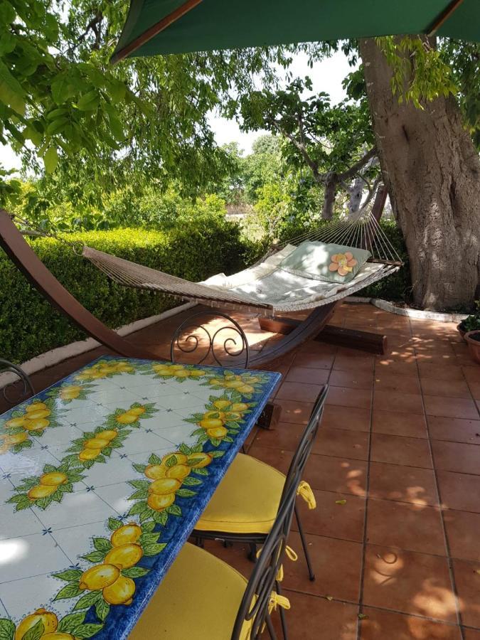 Hotel SCUDERIE DEL CAVALIERE delle GRAVINE Castellaneta Esterno foto